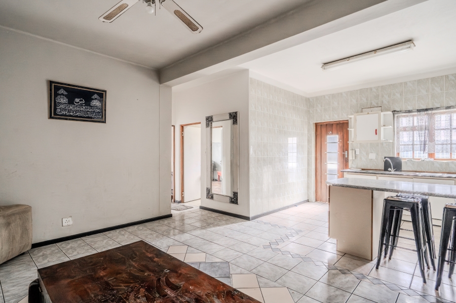 7 Bedroom Property for Sale in Bo Kaap Western Cape